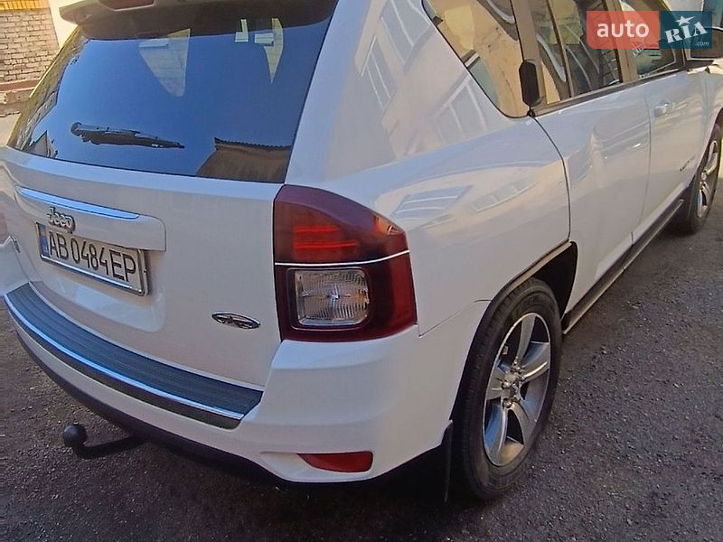 Внедорожник / Кроссовер Jeep Compass 2016 в Терновке