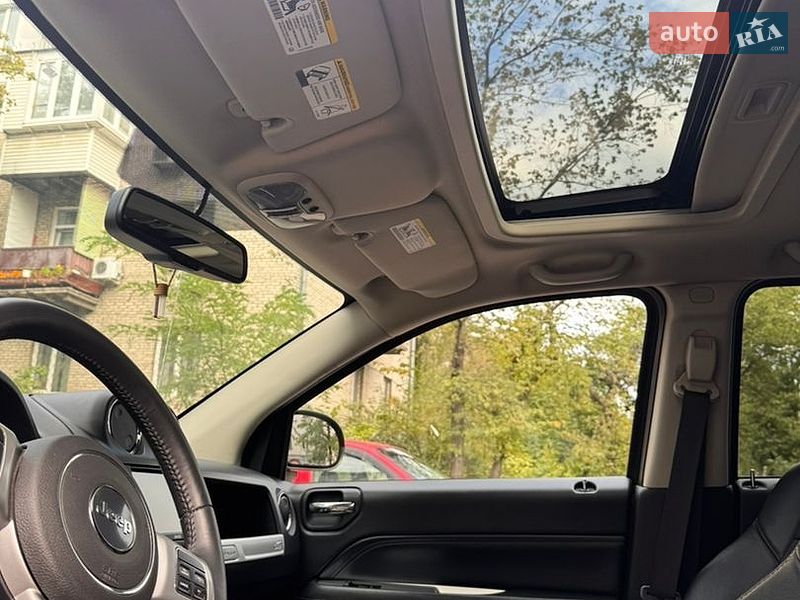 Внедорожник / Кроссовер Jeep Compass 2015 в Киеве