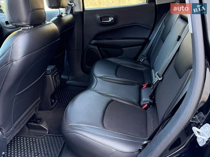 Позашляховик / Кросовер Jeep Compass 2020 в Лубнах