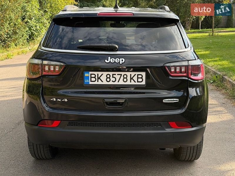 Позашляховик / Кросовер Jeep Compass 2017 в Рівному