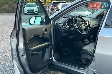 Позашляховик / Кросовер Jeep Compass 2020 в Рівному