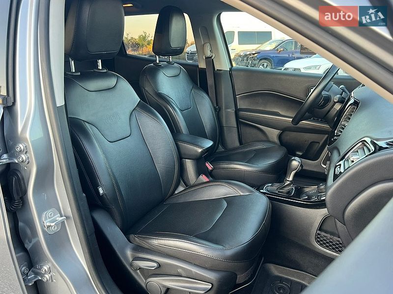 Позашляховик / Кросовер Jeep Compass 2020 в Рівному