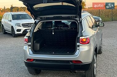 Позашляховик / Кросовер Jeep Compass 2020 в Рівному