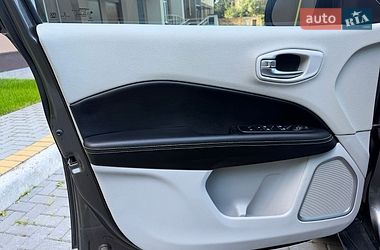 Позашляховик / Кросовер Jeep Compass 2017 в Ромнах фото 16 Позашляховик / Кросовер Jeep Compass 2017 в Ромнах