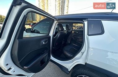 Внедорожник / Кроссовер Jeep Compass 2018 в Киеве