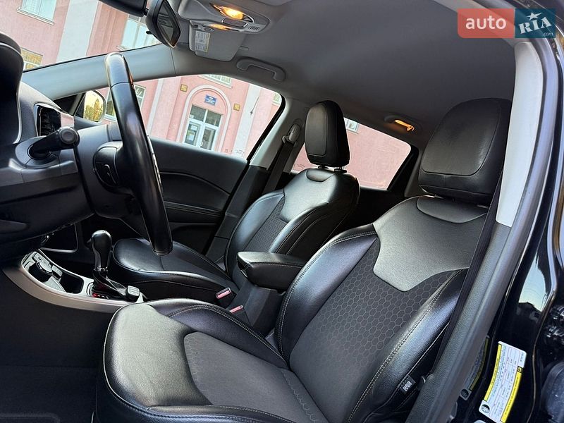 Позашляховик / Кросовер Jeep Compass 2020 в Ромнах