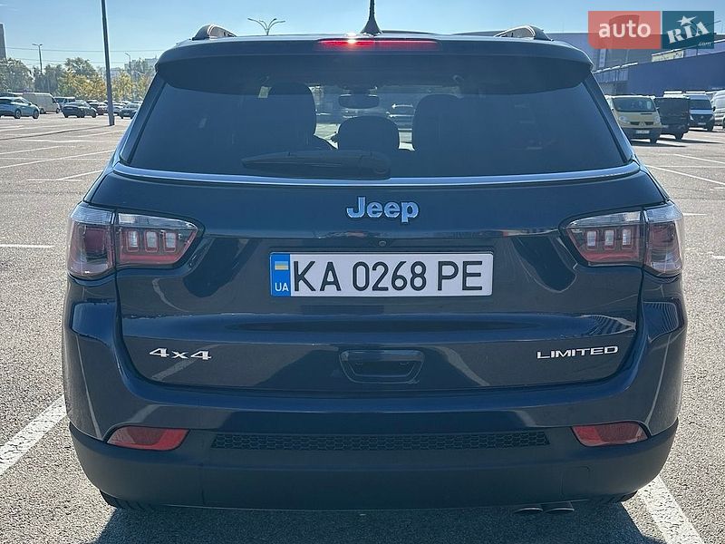Внедорожник / Кроссовер Jeep Compass 2017 в Киеве