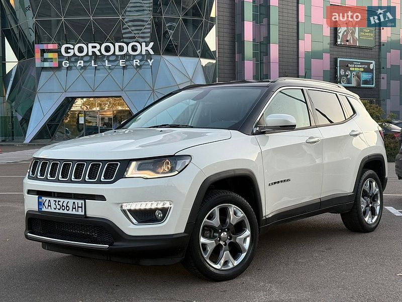 Внедорожник / Кроссовер Jeep Compass 2019 в Киеве