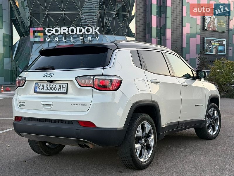 Внедорожник / Кроссовер Jeep Compass 2019 в Киеве