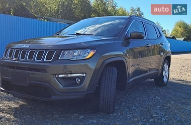 Внедорожник / Кроссовер Jeep Compass 2017 в Киеве
