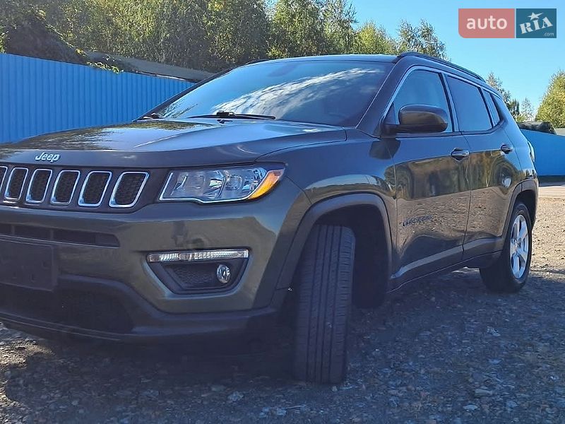 Позашляховик / Кросовер Jeep Compass 2017 в Києві