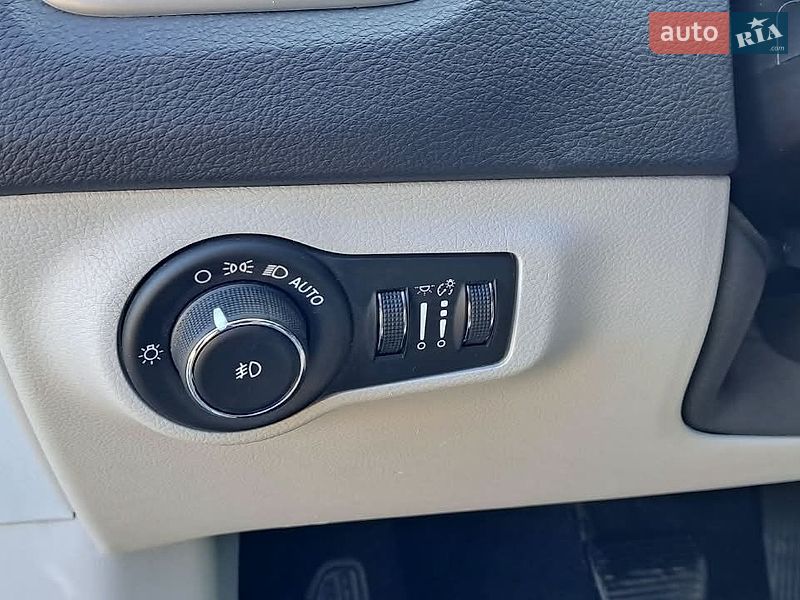Позашляховик / Кросовер Jeep Compass 2017 в Києві