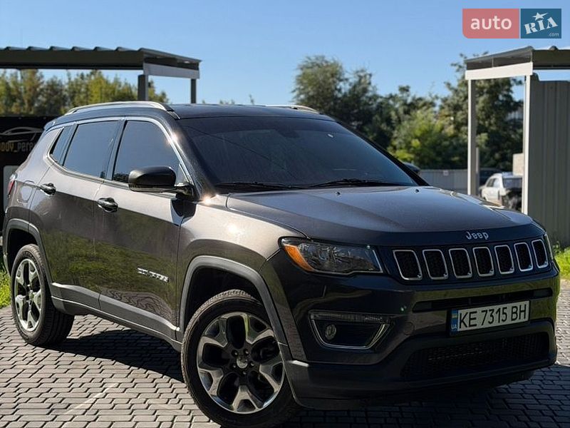 Внедорожник / Кроссовер Jeep Compass 2019 в Каменском Внедорожник / Кроссовер Jeep Compass 2019 в Каменском