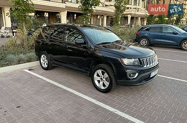 Внедорожник / Кроссовер Jeep Compass 2014 в Киеве