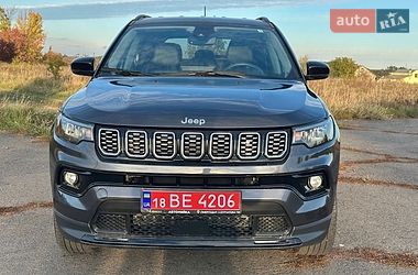 Позашляховик / Кросовер Jeep Compass 2022 в Рівному