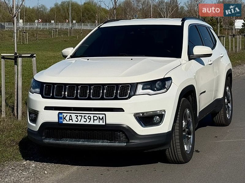 Внедорожник / Кроссовер Jeep Compass 2018 в Киеве