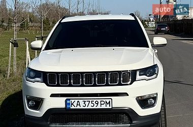 Внедорожник / Кроссовер Jeep Compass 2018 в Киеве