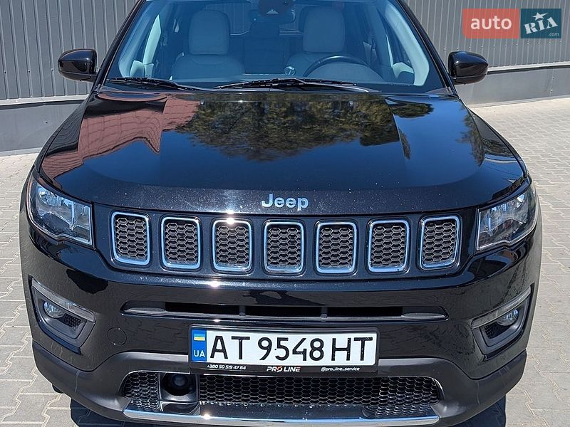 Позашляховик / Кросовер Jeep Compass 2019 в Чернівцях