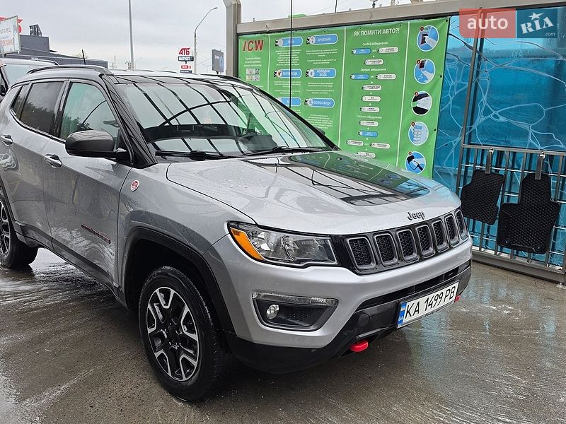 Внедорожник / Кроссовер Jeep Compass 2021 в Киеве