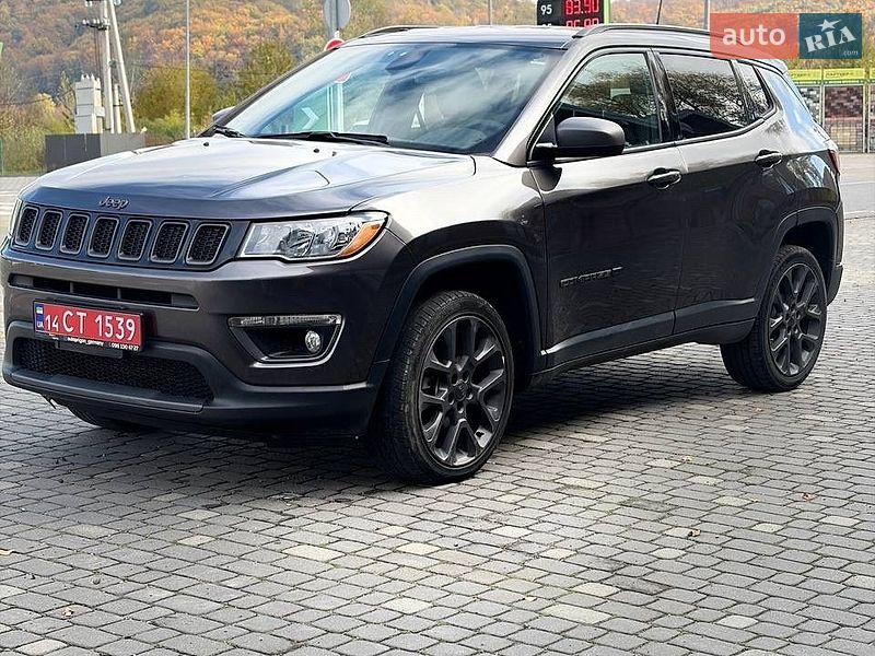 Внедорожник / Кроссовер Jeep Compass 2020 в Кутах