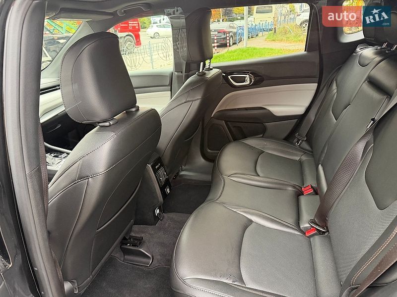 Внедорожник / Кроссовер Jeep Compass 2023 в Киеве