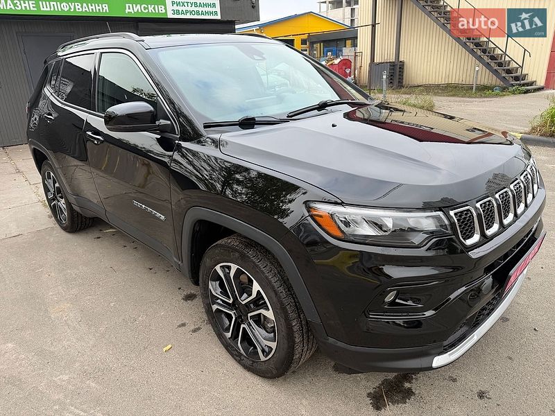 Внедорожник / Кроссовер Jeep Compass 2023 в Киеве