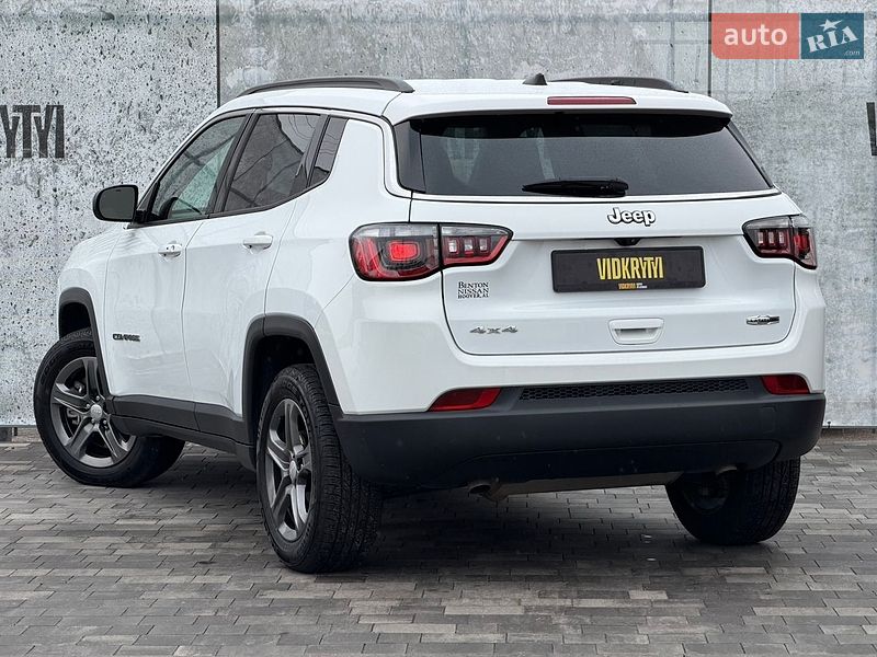 Внедорожник / Кроссовер Jeep Compass 2023 в Киеве