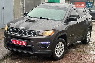 Внедорожник / Кроссовер Jeep Compass 2018 в Киеве