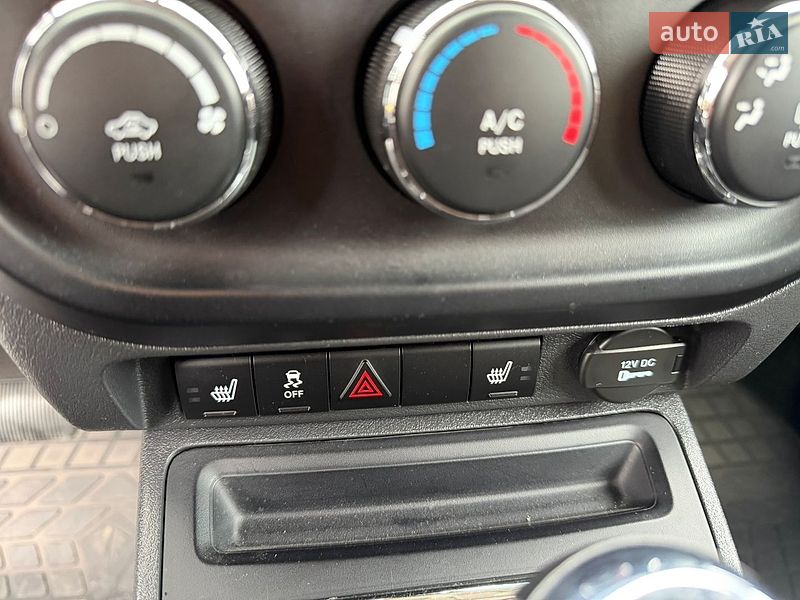 Внедорожник / Кроссовер Jeep Compass 2012 в Виннице