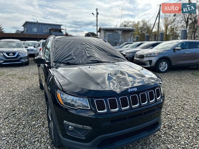 Внедорожник / Кроссовер Jeep Compass 2017 в Стрые