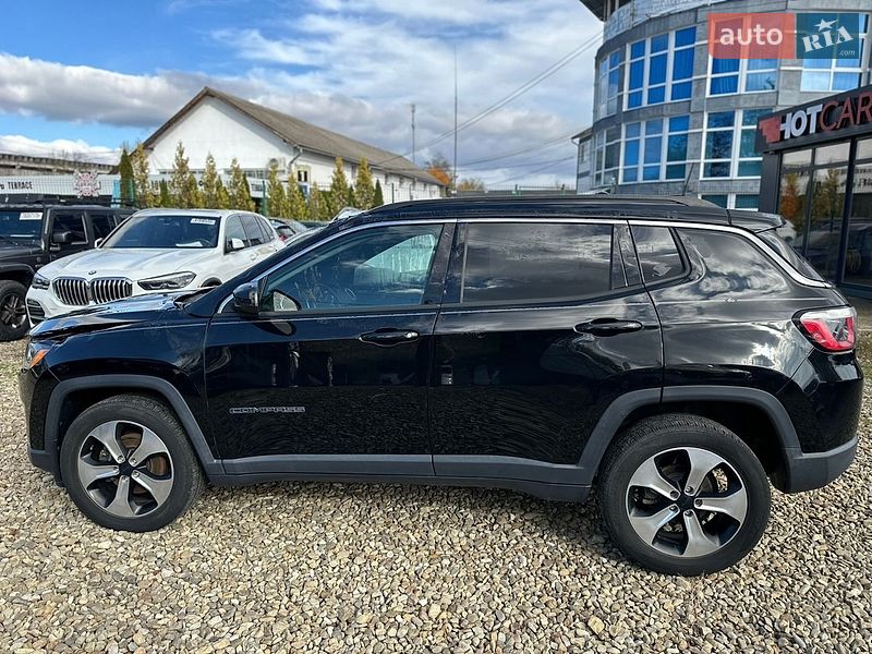 Внедорожник / Кроссовер Jeep Compass 2017 в Стрые