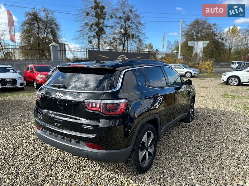 Внедорожник / Кроссовер Jeep Compass 2017 в Стрые