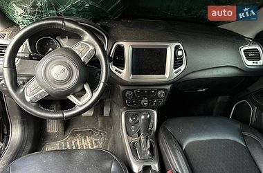 Внедорожник / Кроссовер Jeep Compass 2017 в Стрые
