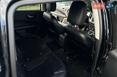 Внедорожник / Кроссовер Jeep Compass 2017 в Стрые