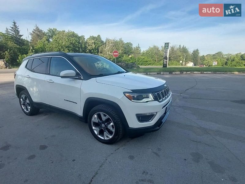 Внедорожник / Кроссовер Jeep Compass 2017 в Житомире