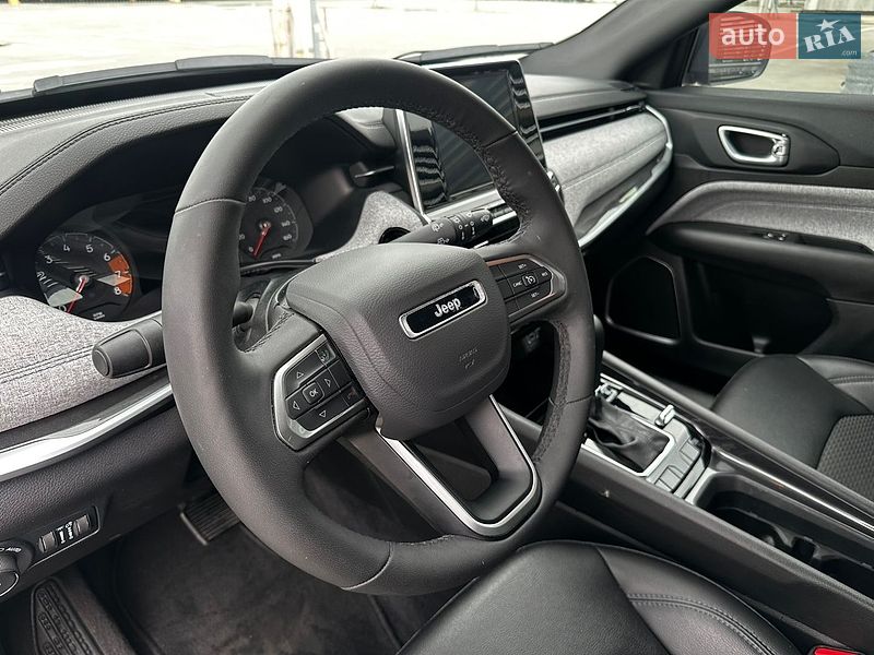 Внедорожник / Кроссовер Jeep Compass 2025 в Киеве