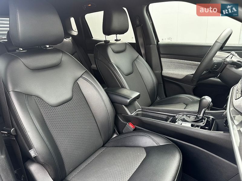 Внедорожник / Кроссовер Jeep Compass 2025 в Киеве