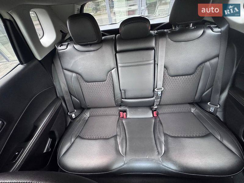 Внедорожник / Кроссовер Jeep Compass 2017 в Ровно