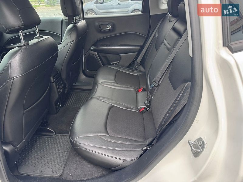 Внедорожник / Кроссовер Jeep Compass 2017 в Ровно