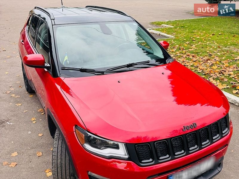 Внедорожник / Кроссовер Jeep Compass 2020 в Ровно