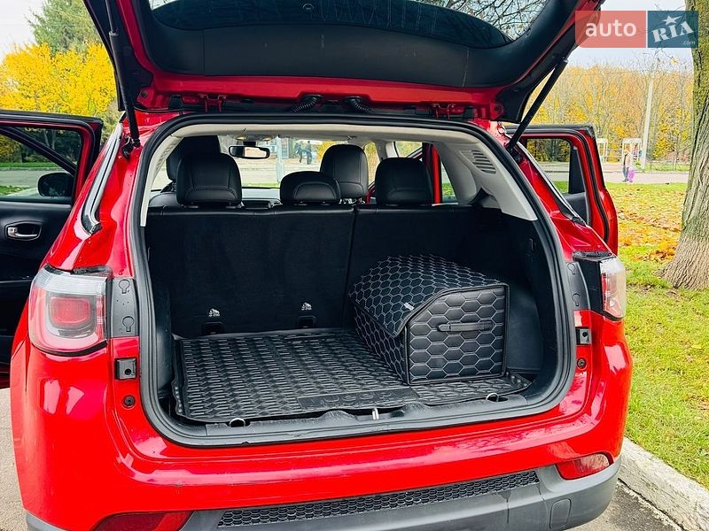 Внедорожник / Кроссовер Jeep Compass 2020 в Ровно