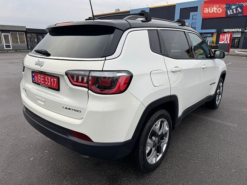 Внедорожник / Кроссовер Jeep Compass 2018 в Киеве