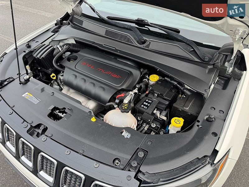 Внедорожник / Кроссовер Jeep Compass 2018 в Киеве