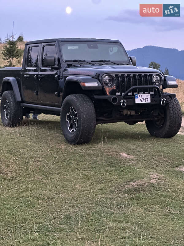 Пікап Jeep Gladiator 2019 в Івано-Франківську