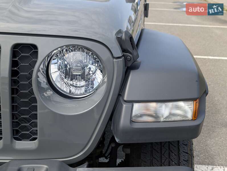 Пикап Jeep Gladiator 2022 в Киеве