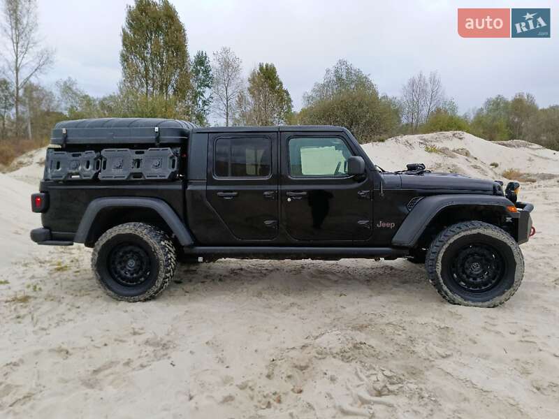 Пикап Jeep Gladiator 2020 в Киеве