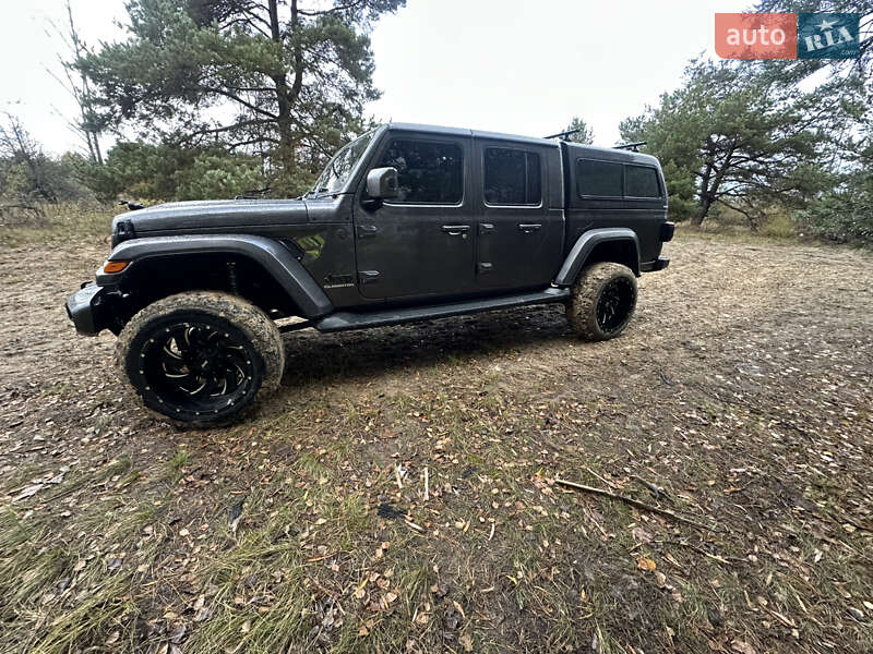 Jeep Gladiator 2021