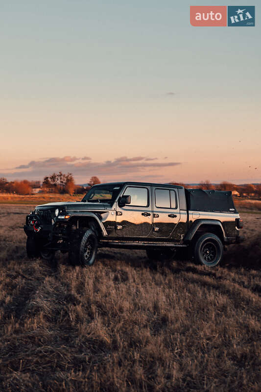 Пикап Jeep Gladiator 2021 в Львове