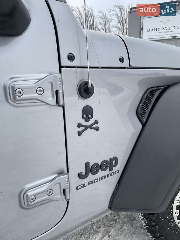 Пикап Jeep Gladiator 2019 в Киеве