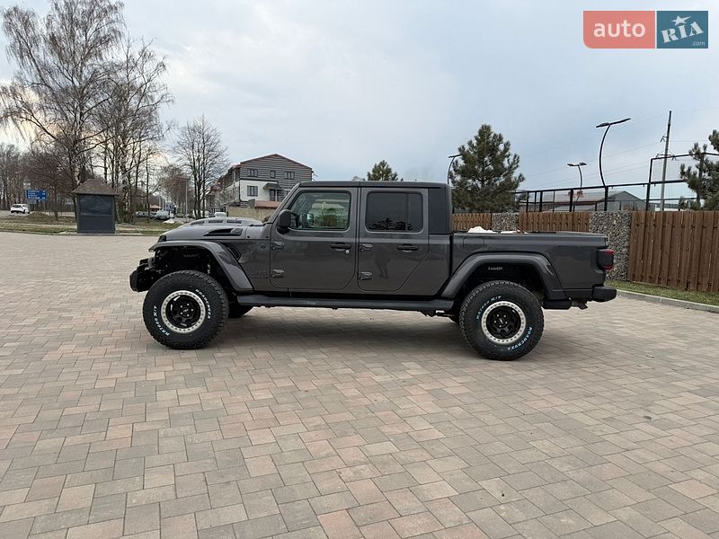 Пікап Jeep Gladiator 2020 в Івано-Франківську